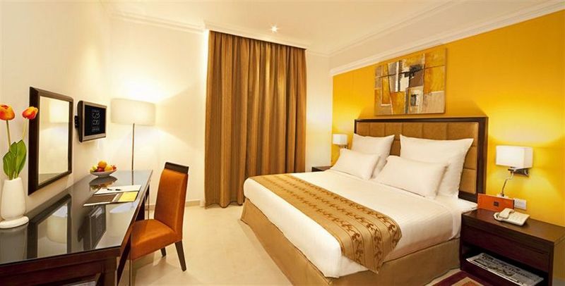 Imperial Suites Hotel Doha Extérieur photo